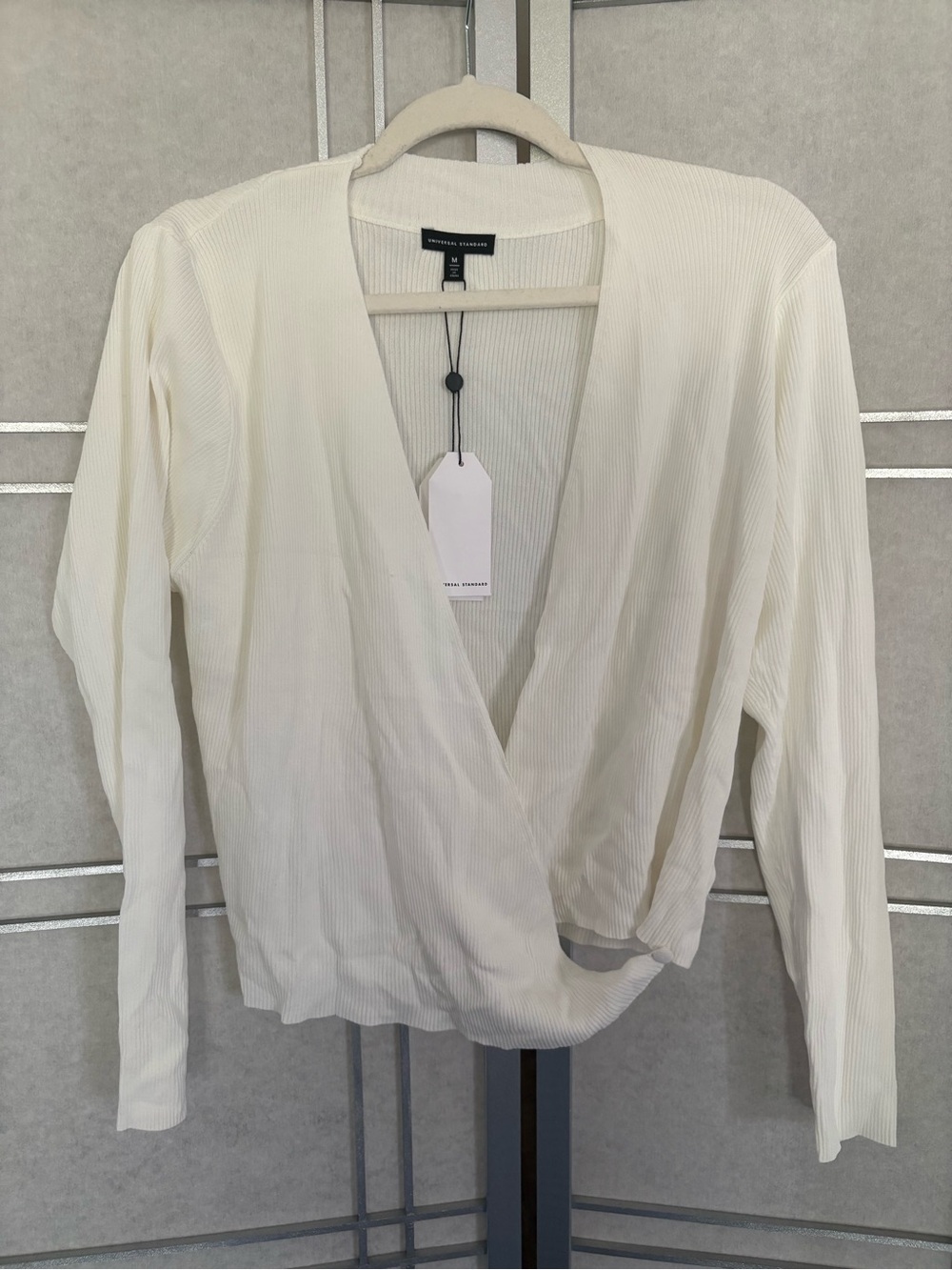 Universal Standard Cream Ribbed Surplice Long-Sleeve crop Top